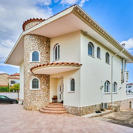 Villa Impresionante Al Canal Con Piscina Empuriabrava