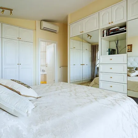 Impresionante Al Canal Con Piscina Villa Empuriabrava